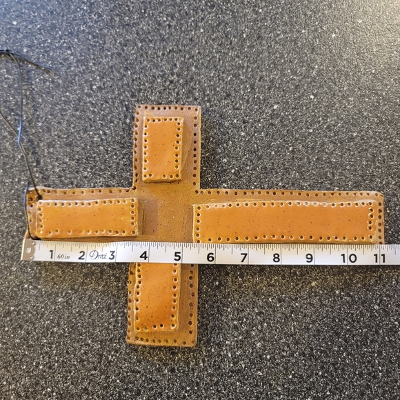 Rustic Handcrafted Clay Cross - Picture 7 of 7